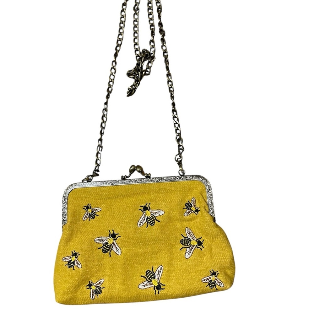 Yellow Bee Embroidered Clasp Kisslock Purse with Chain Strap